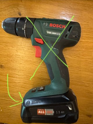 Cargador Bosch AL 1815 CV y 2 baterías 18V 1.5Ah