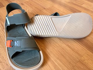 Sandalias / Chancletas Rider Caqui y Naranja