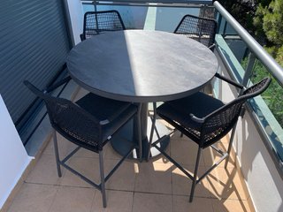 Meubles de jardín – Mesa alta + 4 sillas