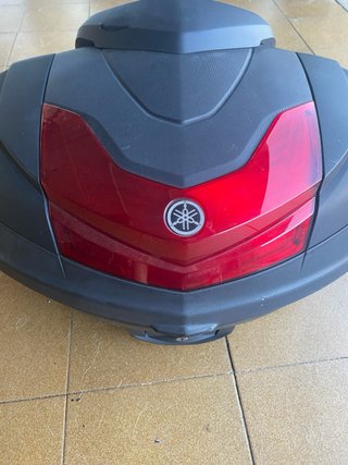 Baúl Yamaha TMAX 560