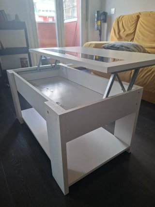 Mesa de comedor moderna