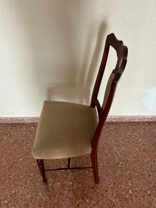 Silla de comedor de madera y tela