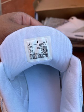 jordan 3 retro Beige/Blanco Talla 42