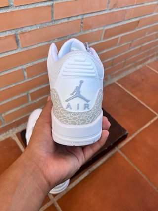 jordan 3 retro Beige/Blanco Talla 42
