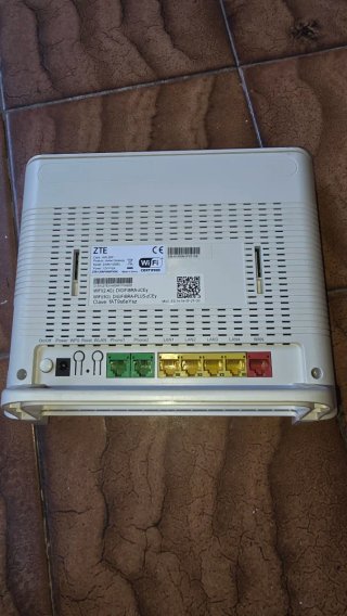Router Digi sin cable de alimentación