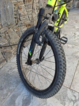 Bicicleta Rockrider 20"  Infantil + casco Orbea