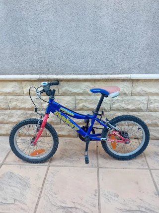 Bicicleta infantil azul y rojo