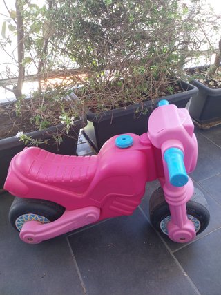 Bicicleta niña TOPBIKE con correpasillos