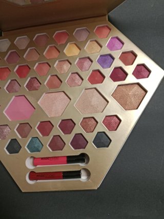 Paleta de sombras MAGIC STUDIO Diamond Passion