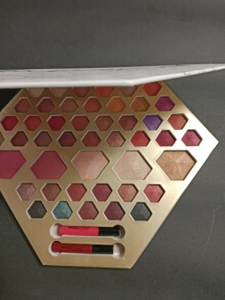 Paleta de sombras MAGIC STUDIO Diamond Passion