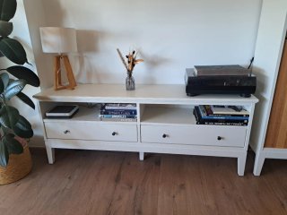 Mueble TV Ikea Idanäs Blanco y Madera