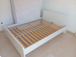Estructura Cama Ikea Blanca y colchón