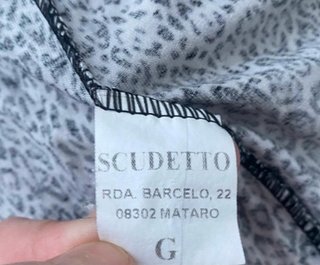 Conjunto top y chaqueta estampado leopardo