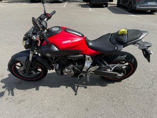 Yamaha MT-07 Naked