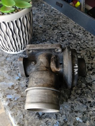 Válvula EGR SsangYong Kyron 2.0 A6641400260