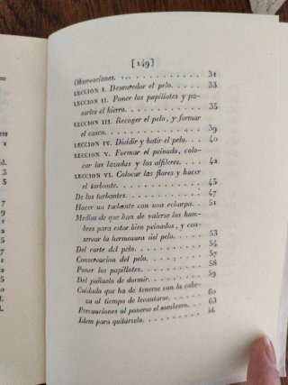 Libro peluquería arte de peinarse las señoras