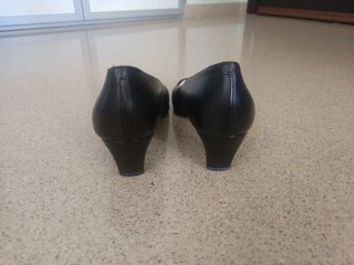 Zapatos de piel Carmen López Talla 37