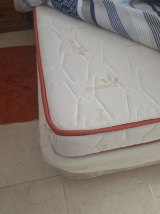 Cabecero madera, colchón y canapé 90