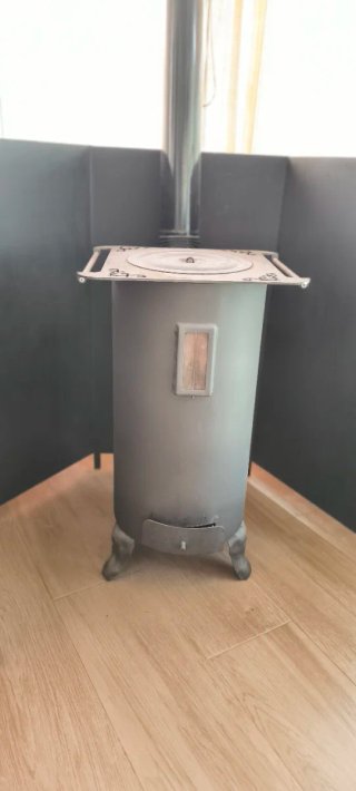 Estufa de leña hierro con accesorios