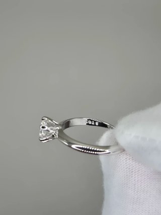 Anillo Solitario de Plata y Moissanita 1ct Talla
