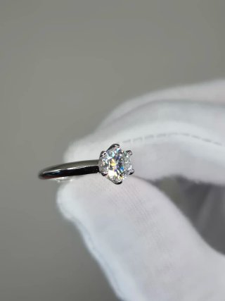 Anillo Solitario de Plata y Moissanita 1ct Talla
