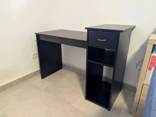 Escritorio Yaheetech negro impecable con cajón