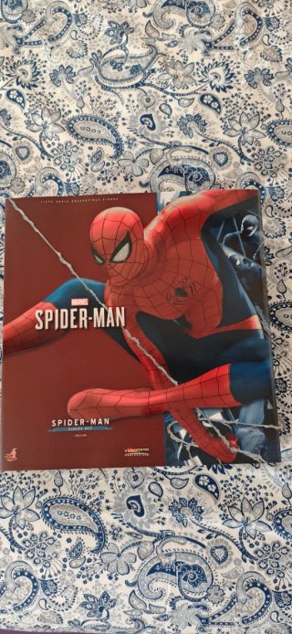 Figura Spiderman Hot Toys Clásico