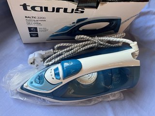 Plancha Taurus Baltic 2200W