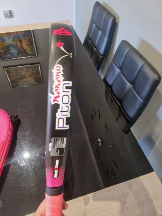 Pala pádel Black Crown rosa + funda