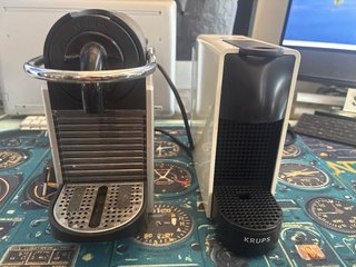 Lote Cafeteras Nespresso DeLonghi