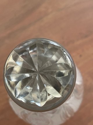 Botellas muy Antiguasde Cristal con Detalles Plata