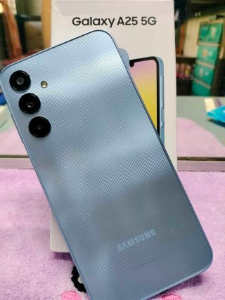 Samsung Galaxy A25 5G Azul + caja manual, y funda