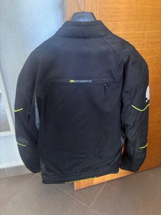 Chaqueta Mtech Negra Talla L