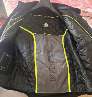 Chaqueta Mtech Negra Talla L