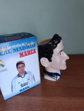 Figura Raúl Real Madrid NUEVO en caja