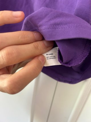 Camiseta morada Gap talla S