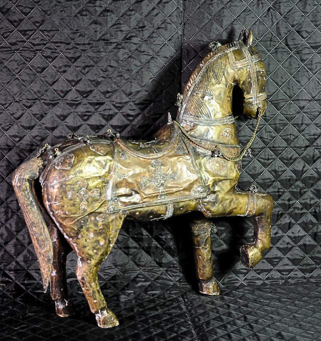 Caballo Metal Estilo Indio Tradicional