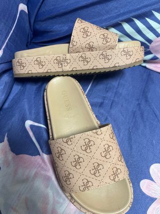 Sandalias Guess Beige Talla 38