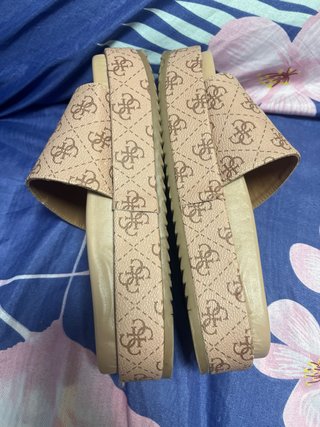 Sandalias Guess Beige Talla 38