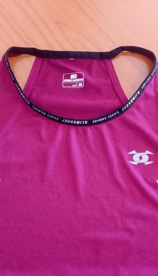 Camiseta deportiva sin mangas