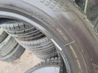 215 60 R17 96H Bridgestone - 1 neumático Km.0