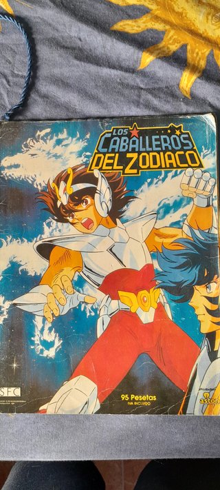 Colección Cromos Caballeros del Zodiaco