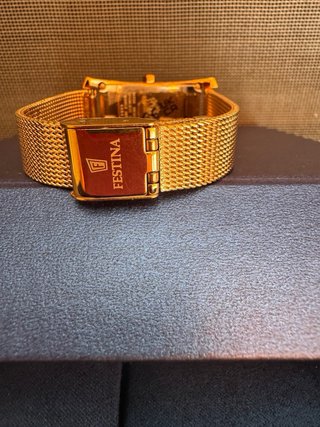 Reloj Festina Dorado Mujer Nuevo