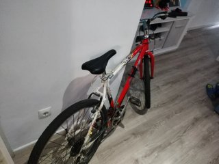 Bicicleta BH 26 Roja y Blanca