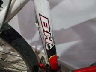 Bicicleta BH 26 Roja y Blanca
