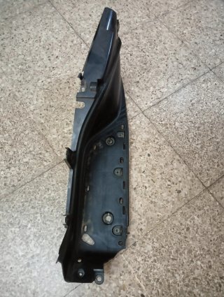 Pisadera Izquierda Yamaha TMAX 500