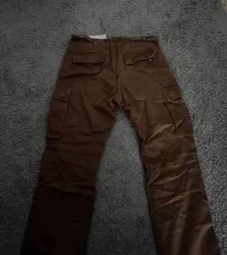 Pantalones cargo MNML marrón chocolate talla 31