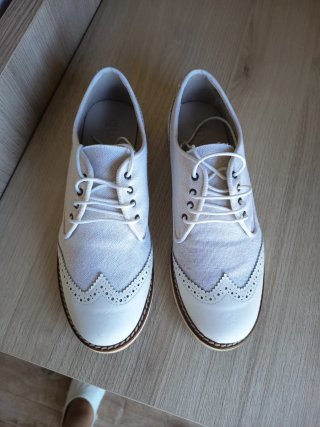 Traje y zapatos de comunión para niño