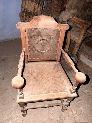 Sillón Frailero Antiguo Madera y Cuero