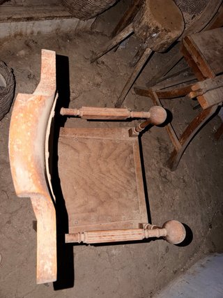 Sillón Frailero Antiguo Madera y Cuero